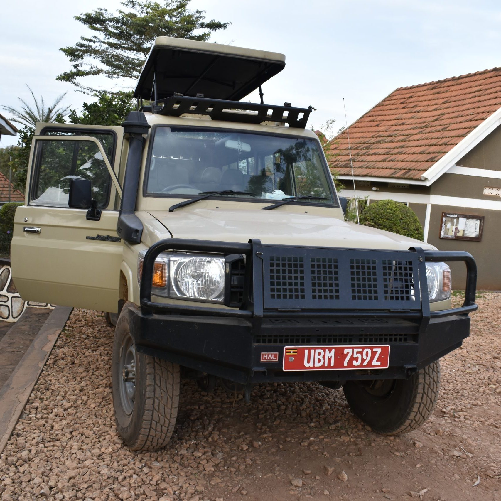 Short-term Car Rental_4x4 Extended Safari Vehicle_Car Rental Road Trips