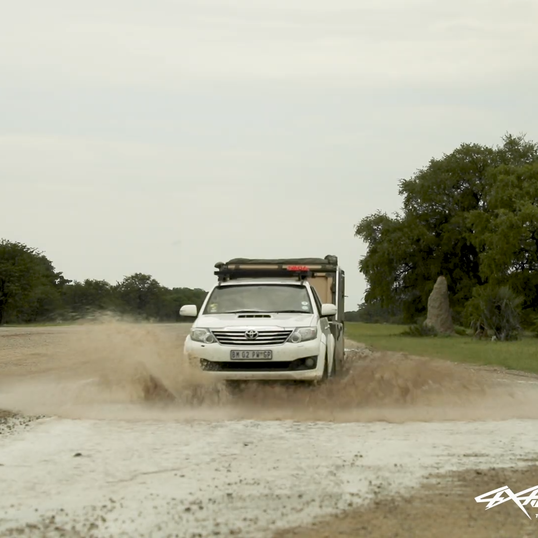 Toyota Landcruiser_4x4 Rental_Cheap Car Rental Road Trips_Botswana_4x4 Budget Travel Tips