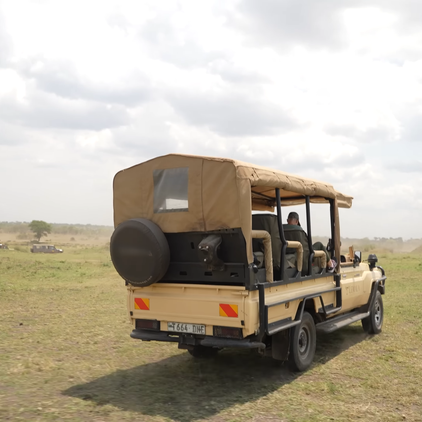 Serengeti 4×4 Self-Drive Guide_Endless Plains_Car Rental Road Trips
