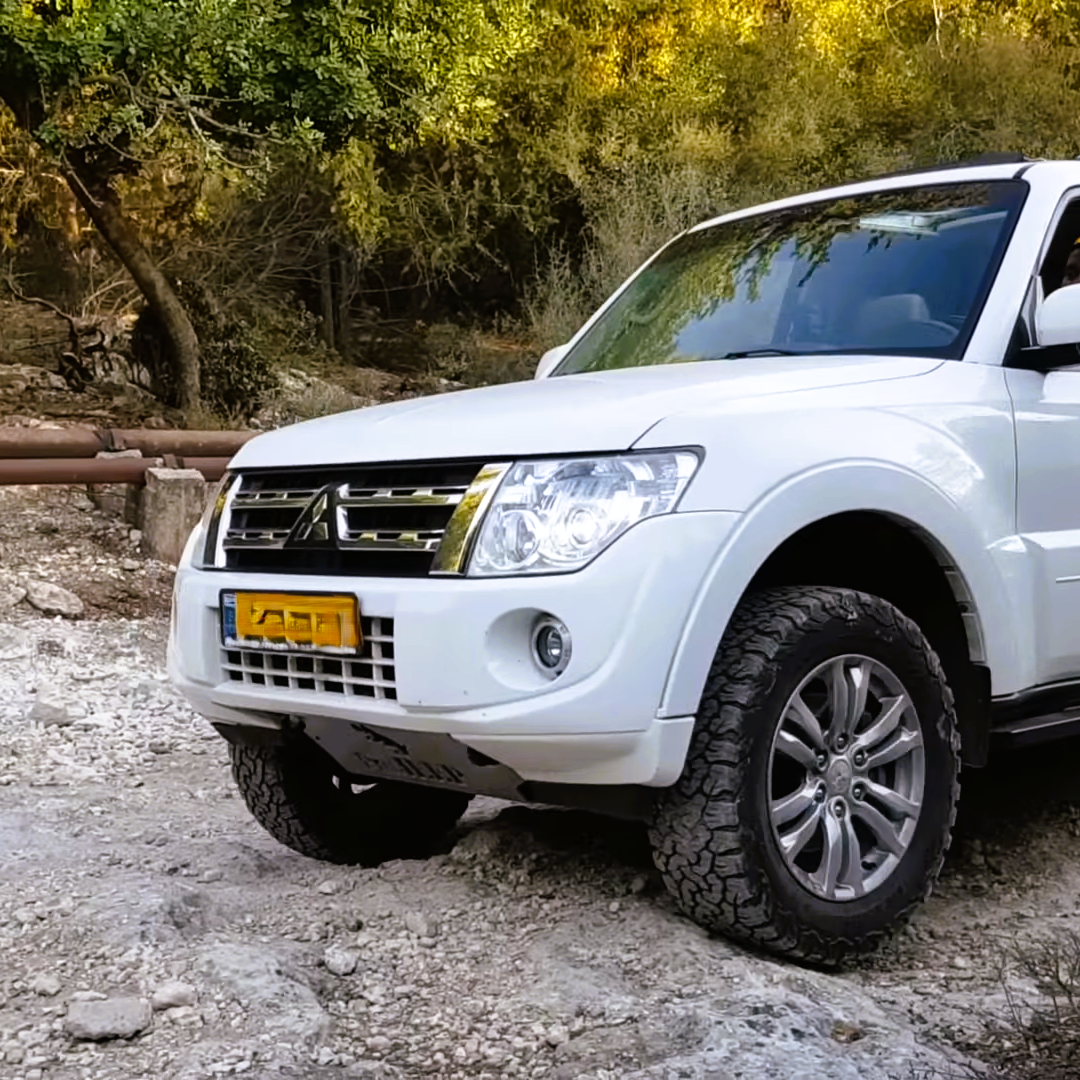 Pajero Mitsubishi_Rental Africa_Affordable Car Rentals Uganda_Car Rental Road Trips