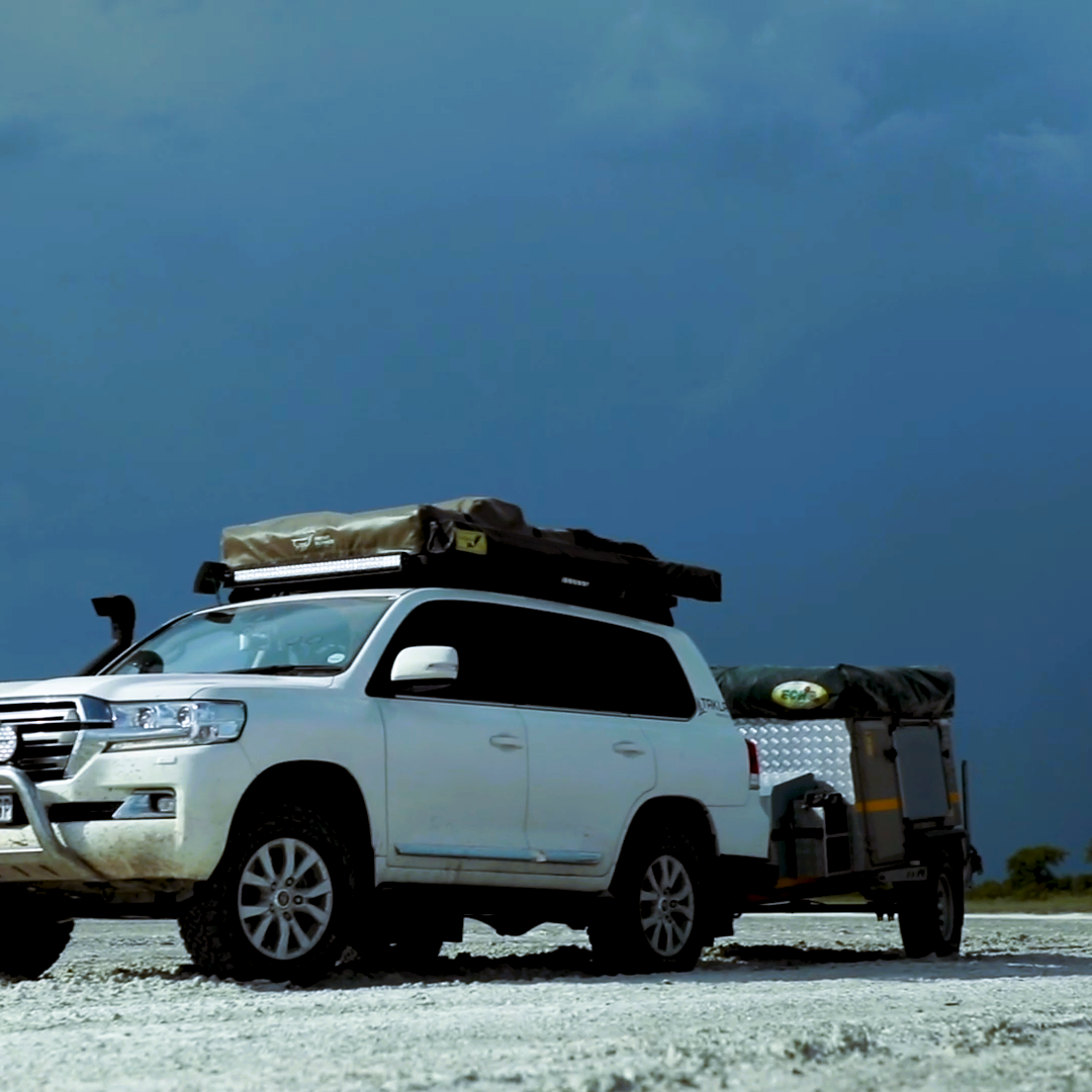 4x4 Rentals with Camping-Gear_Makgadikgadi Pans